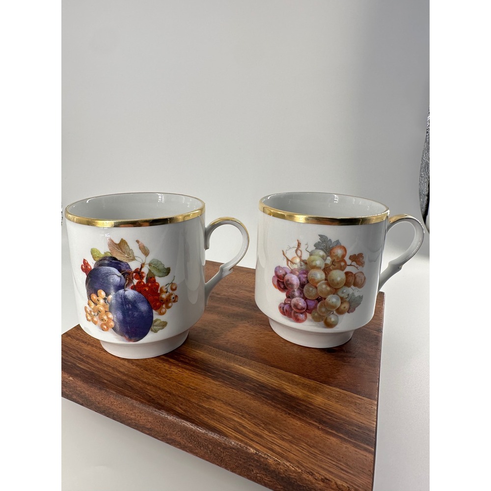 Schumann Arzberg Bavaria Fruit Mugs‎ Set of 2 Gold Trim Grapes Plums Germany